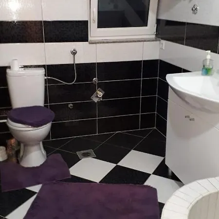 Vila Nur