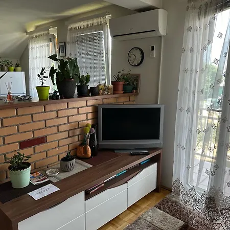 Nur - Airport Apartment Sarajevo